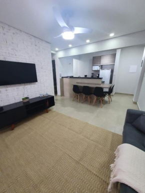 Enseada-Lindo Apto no Guarujá-2 quartos-6 pessoas-400m praia
